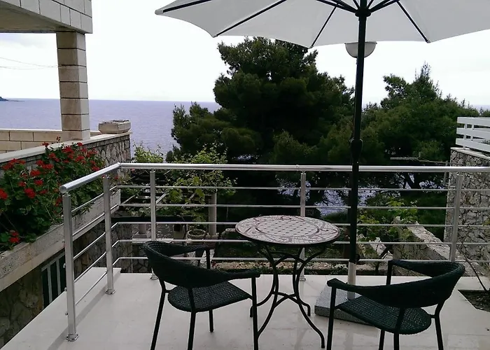 Apartments & Rooms Katarina